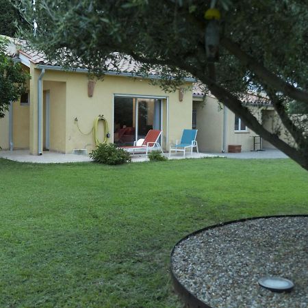 La Casa Nert Hotell Millas Exteriör bild