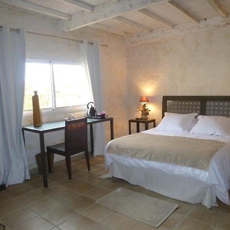 La Casa Nert Hotell Millas Exteriör bild