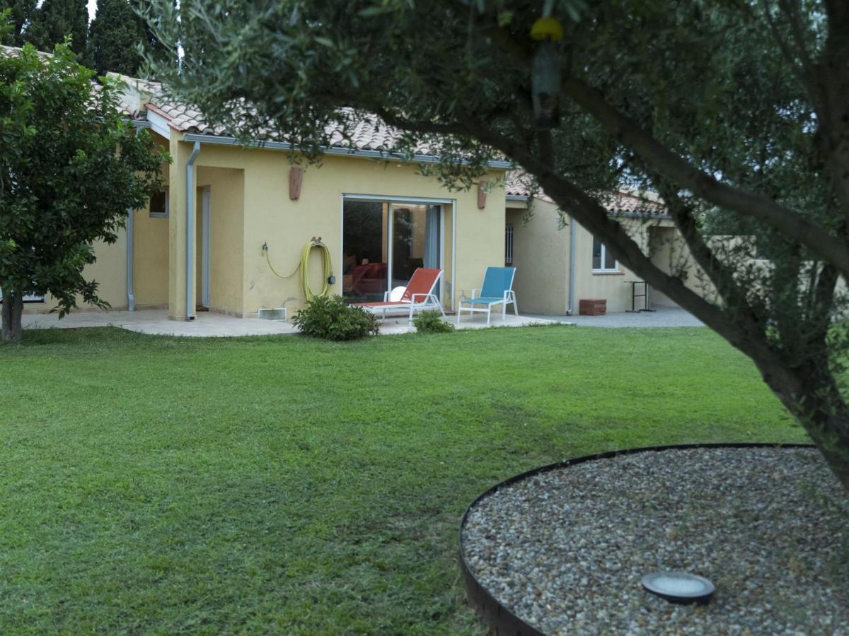 La Casa Nert Hotell Millas Exteriör bild